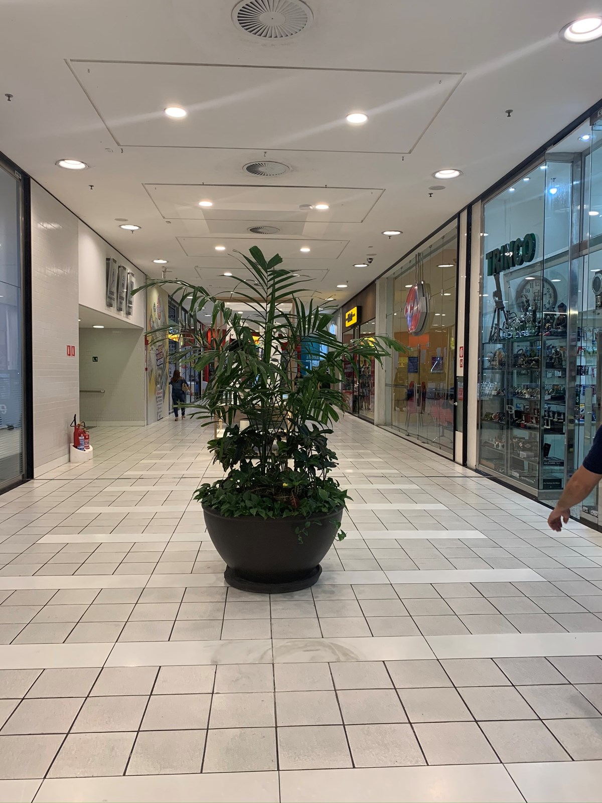 Foto do ponto Quiosque a esquerda da entrada principal do Shopping
